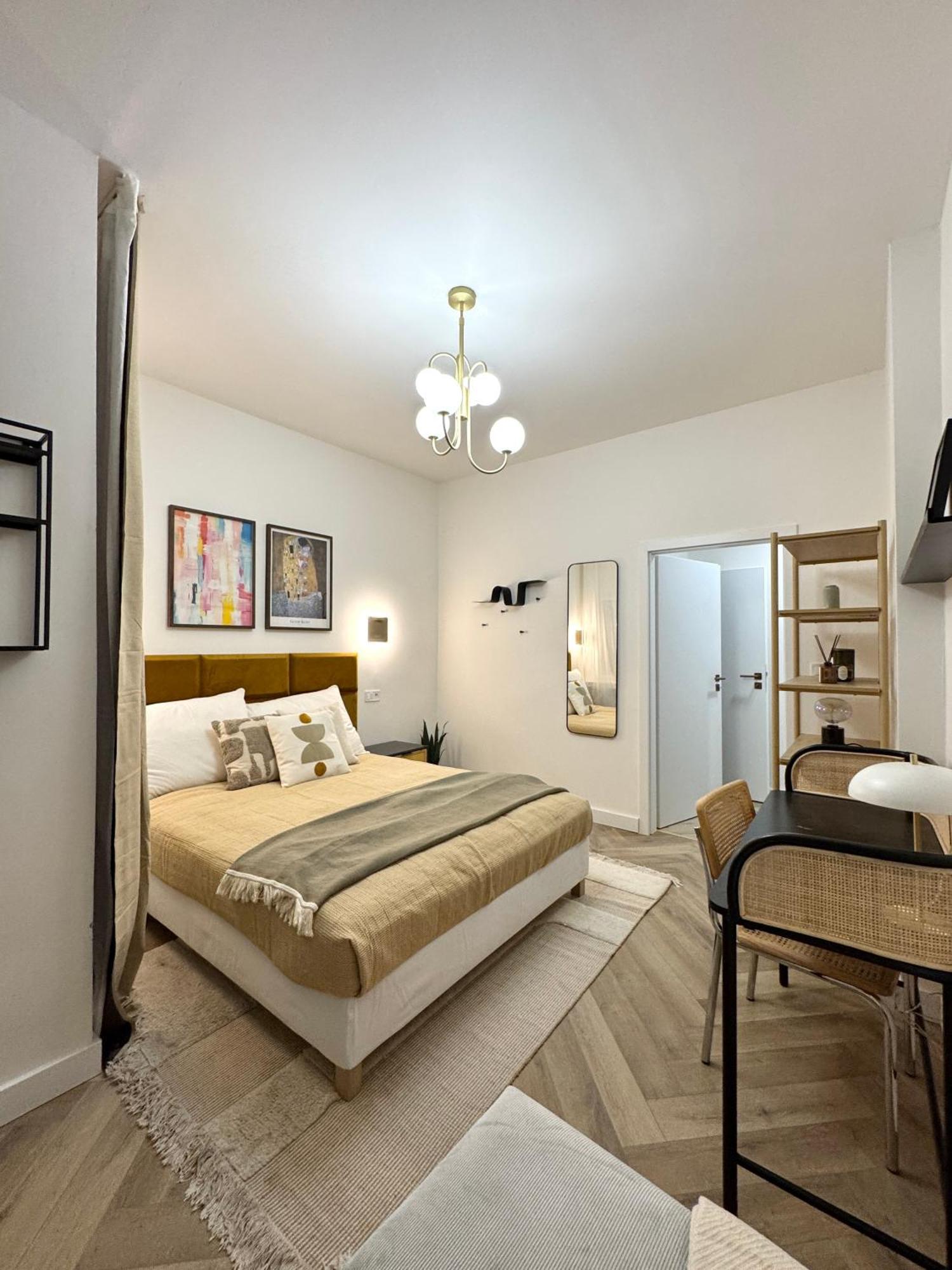 National Theatre With 2 Bathrooms Center Apartment Prague